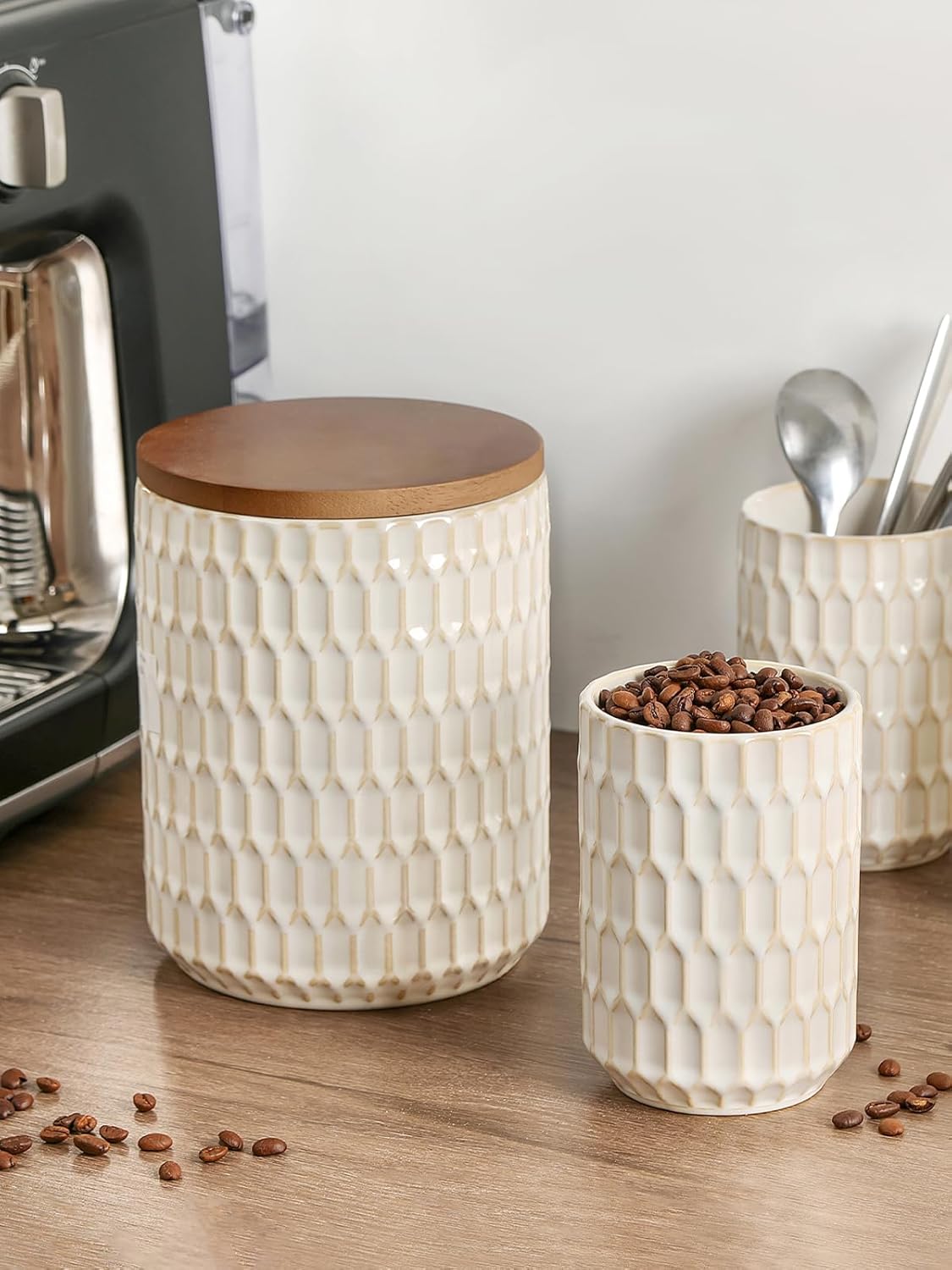 Ceramic Canisters Sets for the Kitchen, Flour Sugar Storage Containers, Diamond-Patterned Design, Coffee Canister with Airtight Lid for Counter Spice and Food (White Sets of 2)